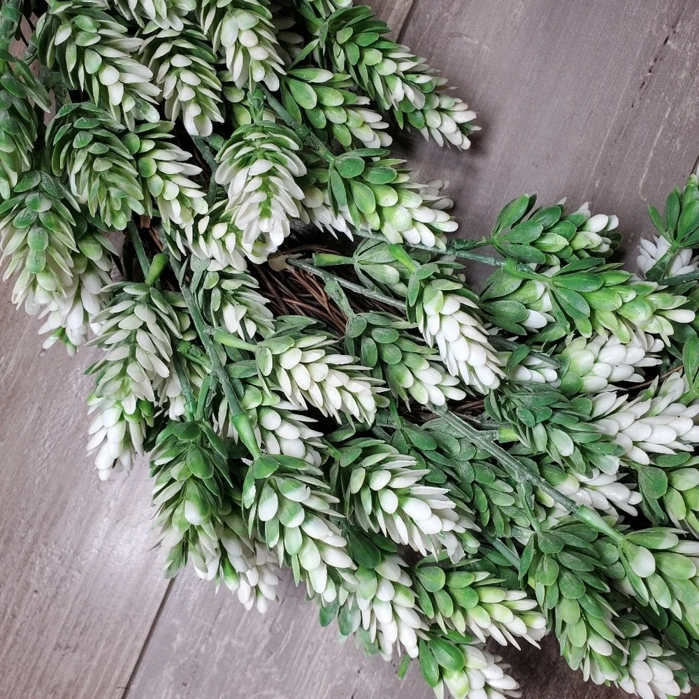 N/A artificial greenery